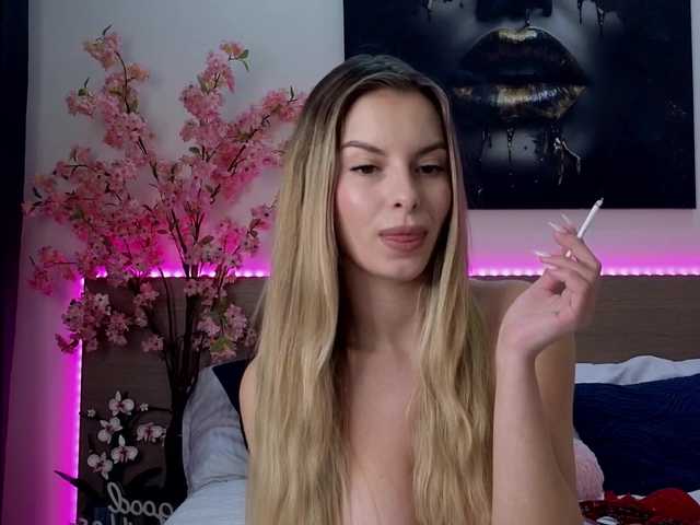aneblondie's BongaCams show and profile