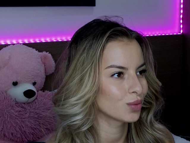 Sex chat gratuit in direct cu aneblondie pe BongaCams