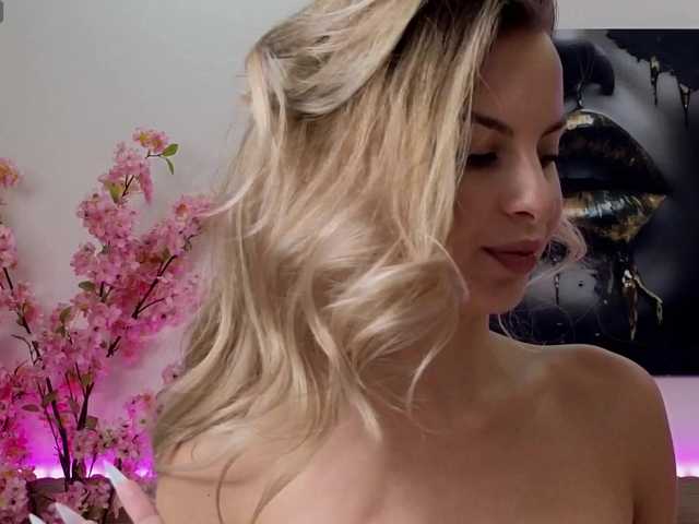 Sex chat gratuit in direct cu aneblondie pe BongaCams