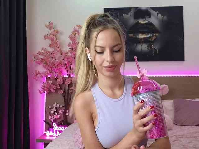 aneblondie webcam