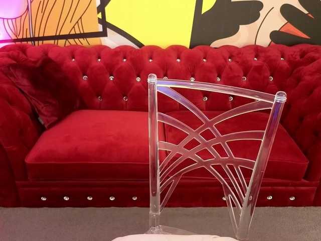 RedDoll's BongaCams show and profile