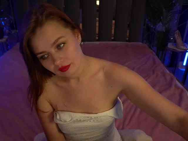 RedDoll webcam