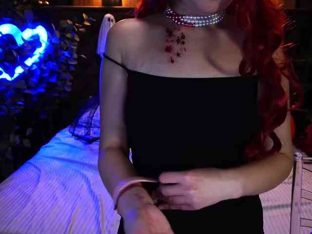 RedDoll webcam