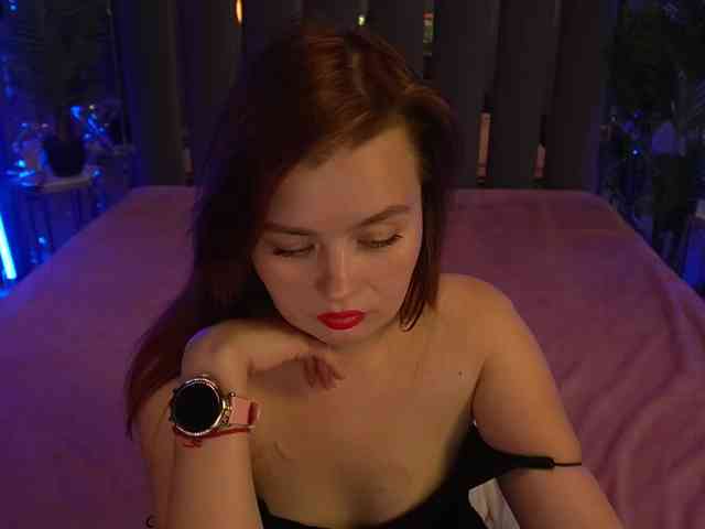RedDoll webcam