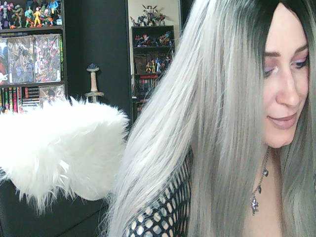 Sex chat gratuit in direct cu Alice--Rabbit pe BongaCams