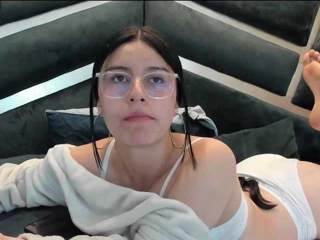 maddy-jacksonw webcam