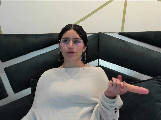 maddy-jacksonw webcam