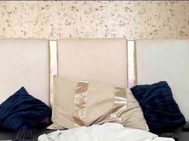 maddy-jacksonw webcam