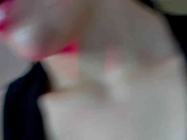 maddy-jacksonw webcam