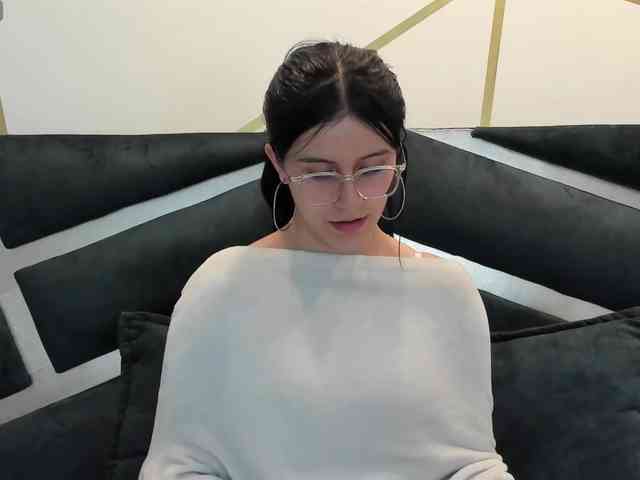 maddy-jacksonw webcam