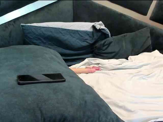 maddy-jacksonw webcam