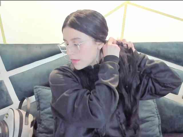 maddy-jacksonw webcam