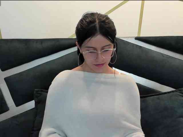 maddy-jacksonw webcam