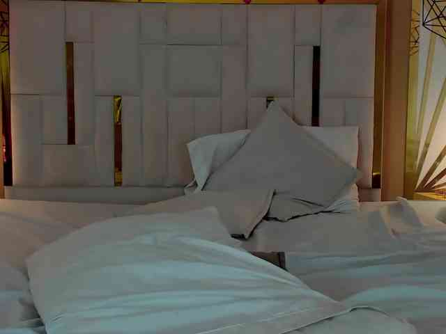 maddy-jacksonw webcam