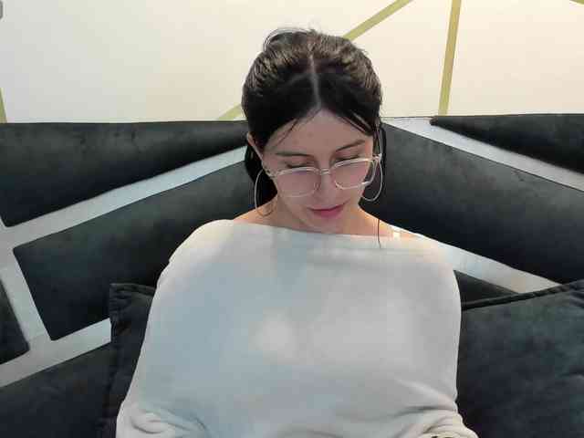 maddy-jacksonw webcam