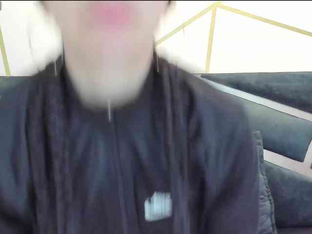 maddy-jacksonw webcam