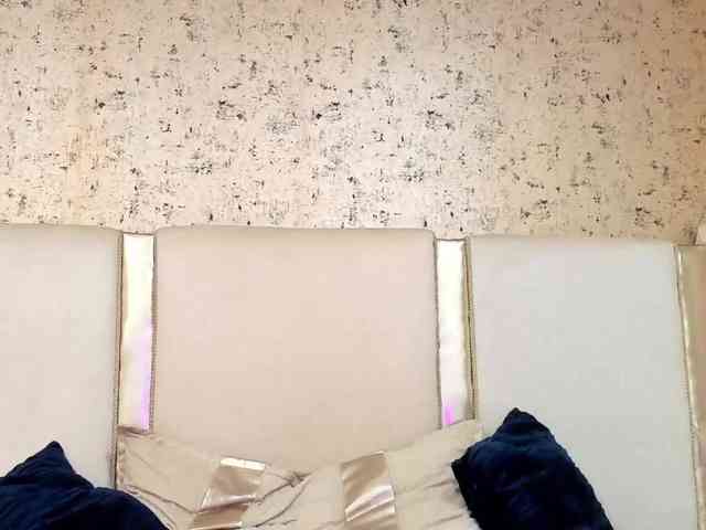 maddy-jacksonw webcam