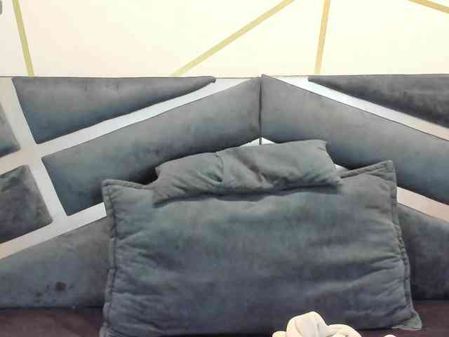 maddy-jacksonw webcam