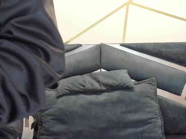 maddy-jacksonw webcam