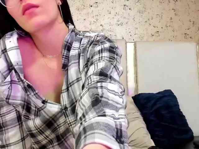 maddy-jacksonw webcam