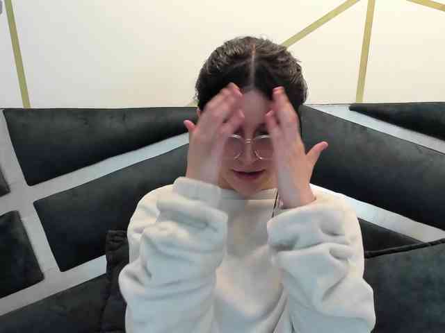 maddy-jacksonw webcam