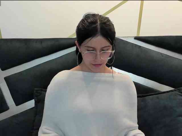 maddy-jacksonw webcam