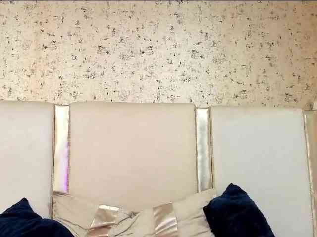 maddy-jacksonw webcam