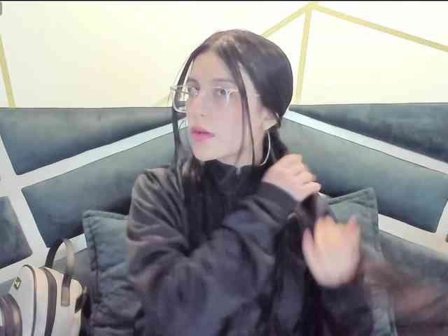 maddy-jacksonw webcam