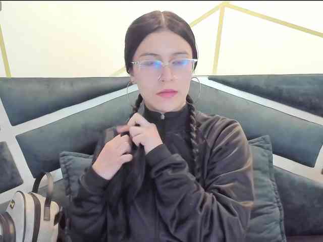 maddy-jacksonw webcam