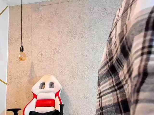 maddy-jacksonw webcam