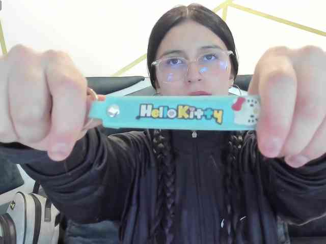 maddy-jacksonw webcam