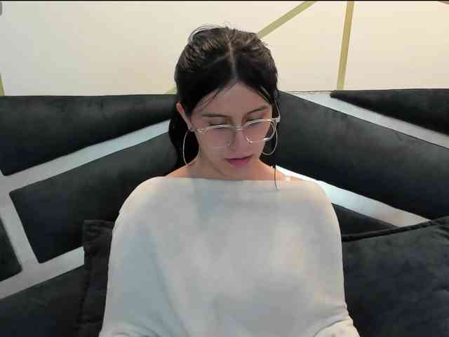 maddy-jacksonw webcam