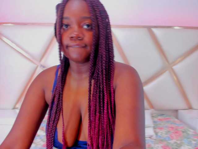 SulyClarck's BongaCams show and profile