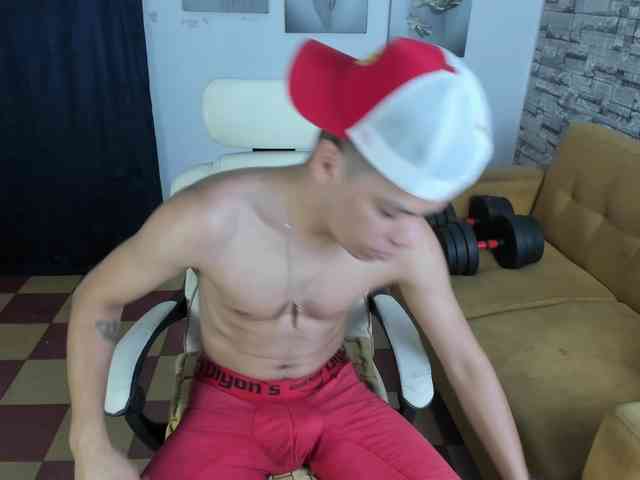 andres-sant Live Webcam on BongaCams