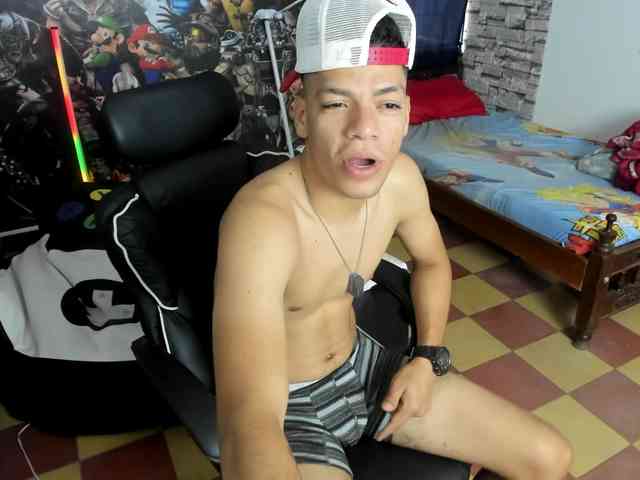 andres-sant Live Webcam on {site_name}