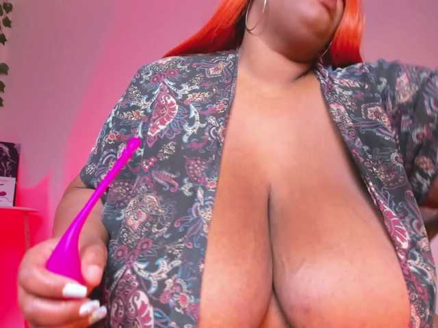 violettaplus's BongaCams show and profile