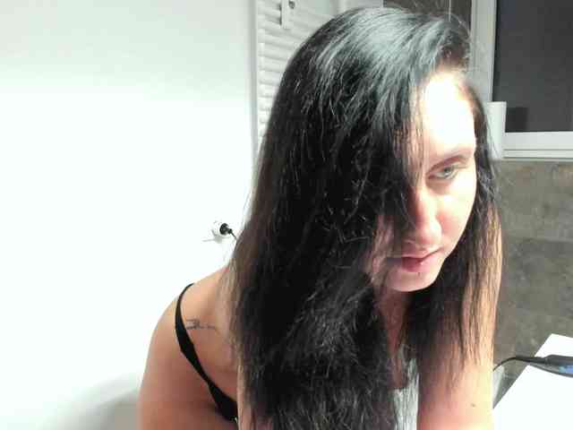 AnnastasiaWild webcam
