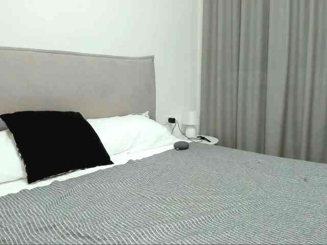 AnnastasiaWild webcam