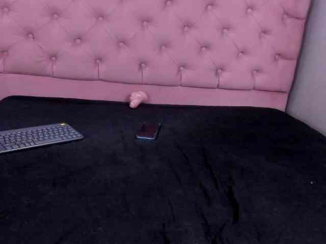 caroliine-fox webcam