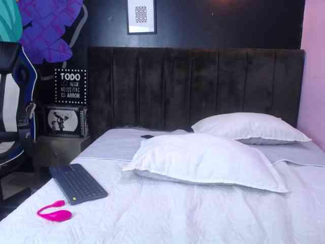 caroliine-fox webcam