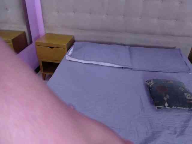 caroliine-fox webcam