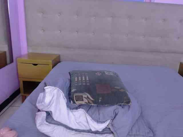 caroliine-fox webcam