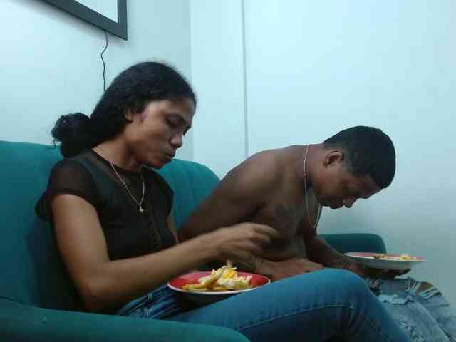 Deep-hard-latina webcam