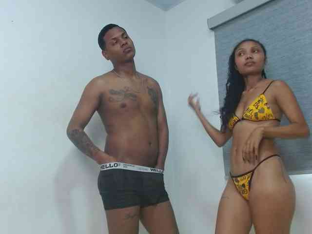 Deep-hard-latina webcam