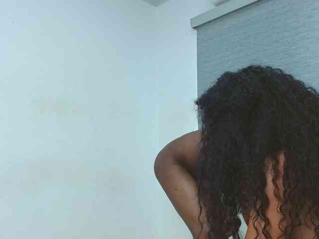 Deep-hard-latina Live Webcam on BongaCams