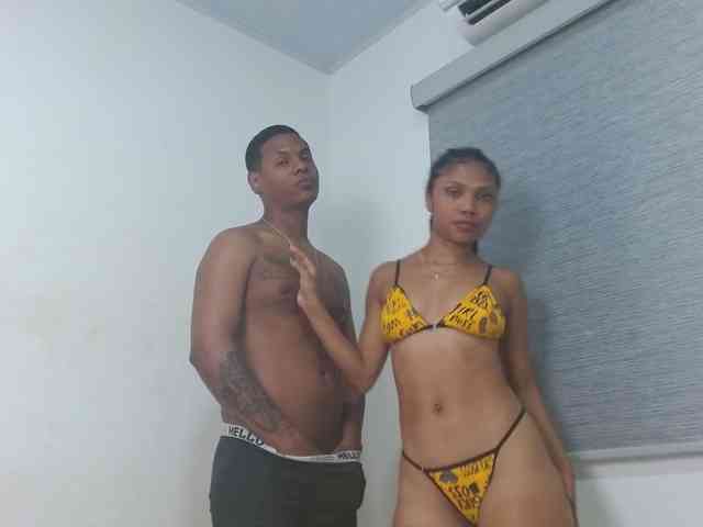 Deep-hard-latina webcam