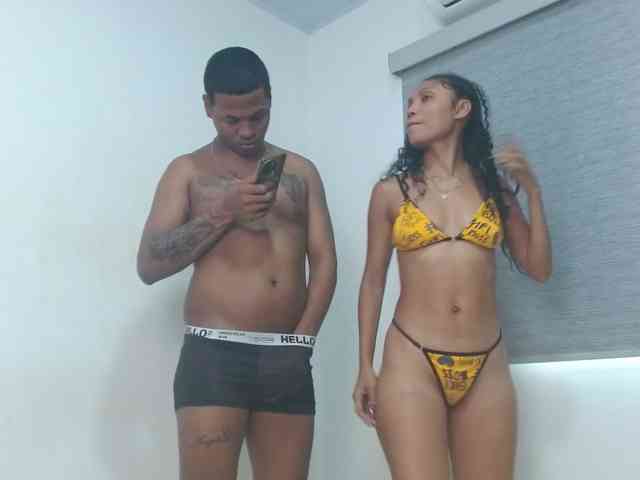 Deep-hard-latina webcam