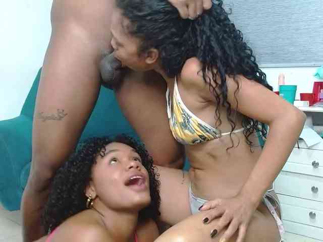 Deep-hard-latina webcam
