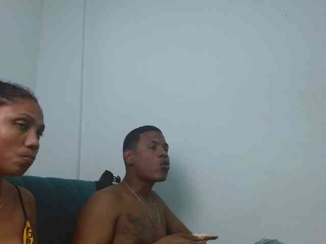 Deep-hard-latina webcam
