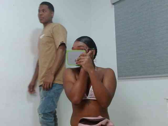 Deep-hard-latina webcam